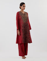 Red AppliquÃ© Abha Kurta Set
