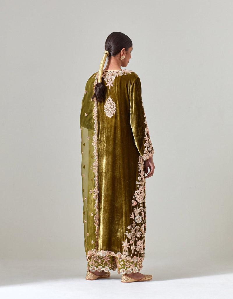 Mehandi Green Silk Velvet Kurta Set with Zardosi Hand Embroidery