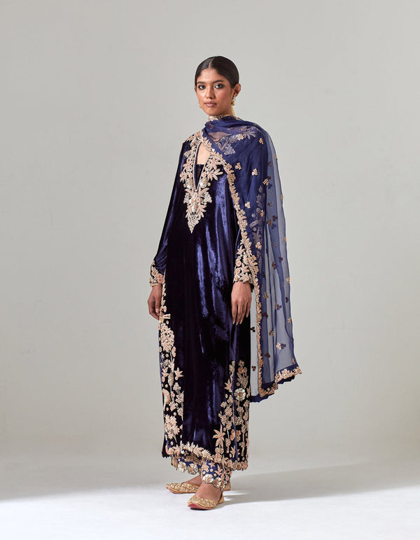 Navy Silk Velvet Kurta Set with Zardosi Hand Embroidery