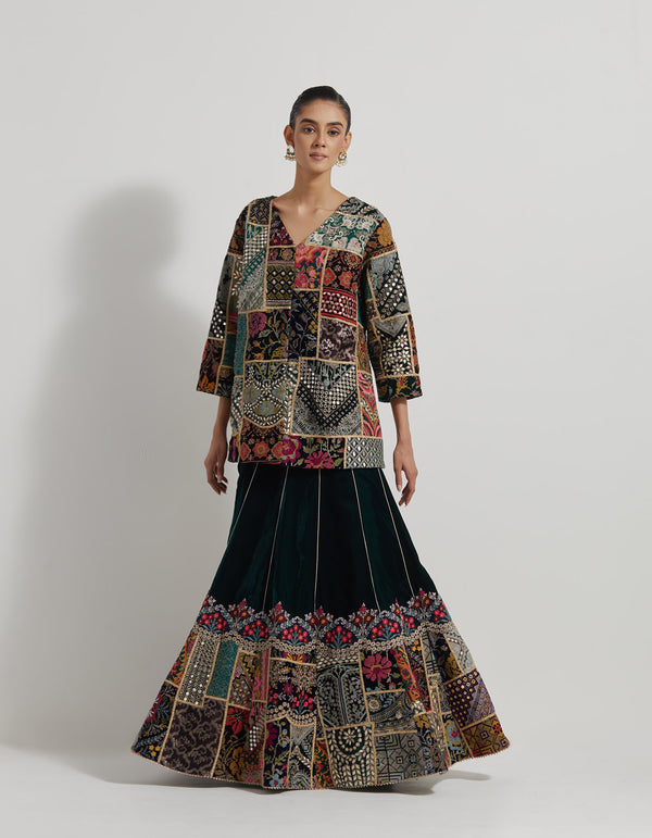 Velveteen Patch Work Embroidered Jacket And Skirt