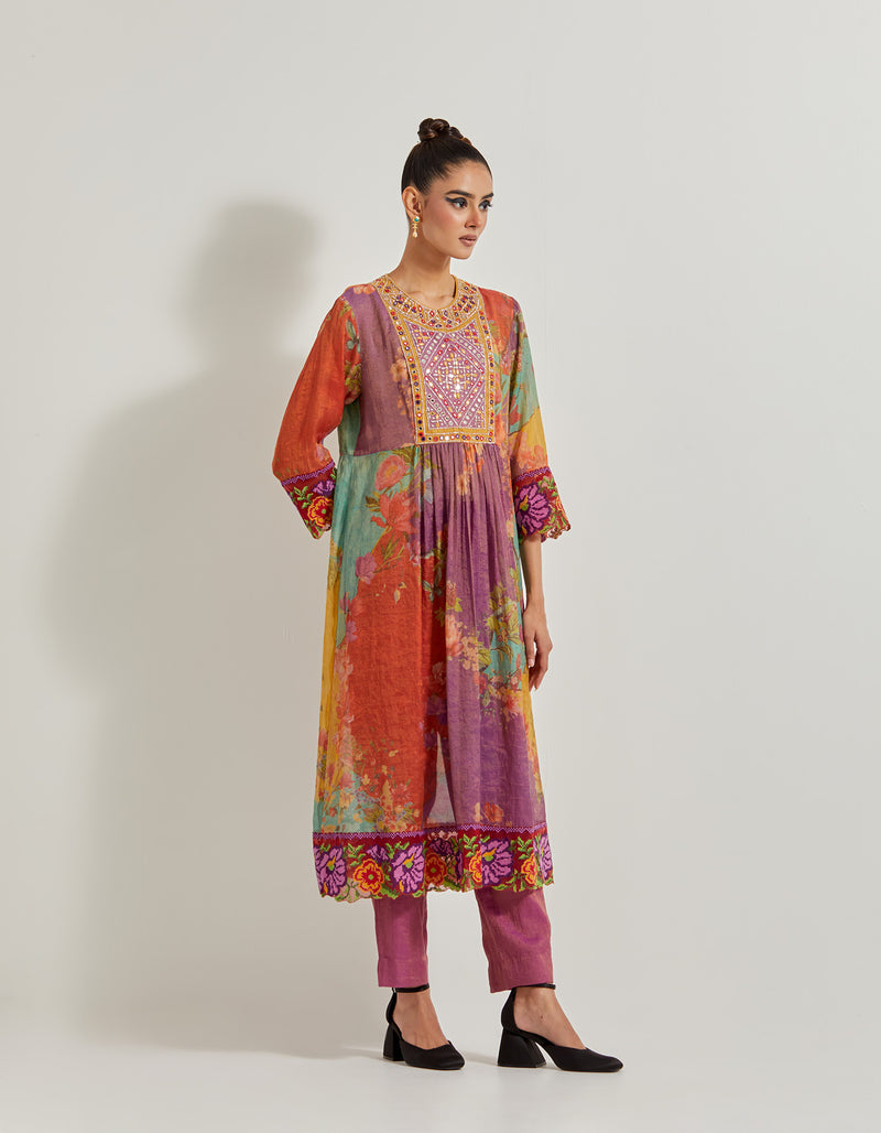 Creeper Tissue Chanderi Kurta With Hand Embellished Neckline And Cross Stitch Border Paired With Tissue Chanderi Pants