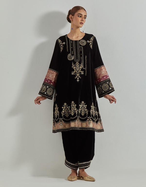 Rangrez Black Tunic Set