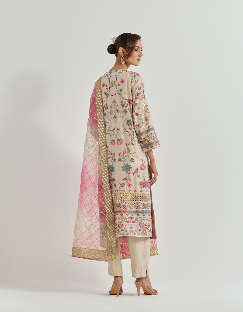 Ivory Raeth Kurta Set