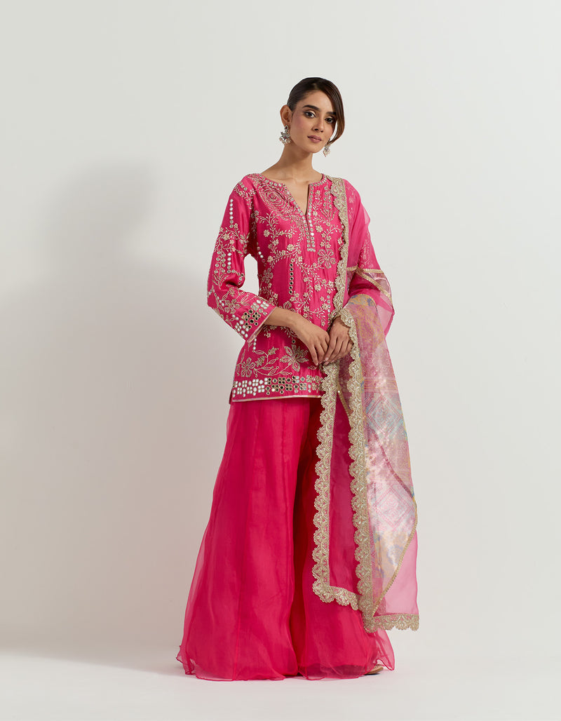 Fuchsia Raeth Sharara Set