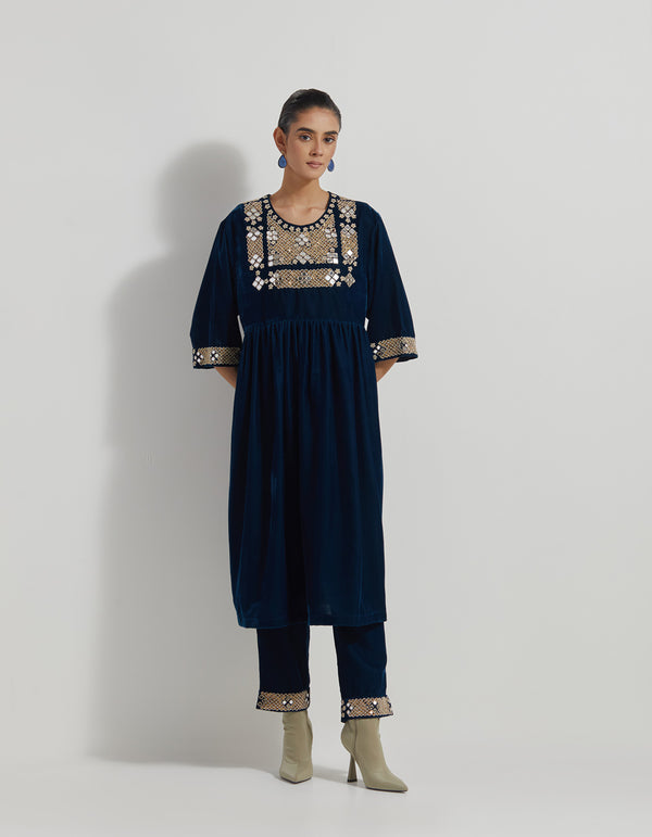 Velveteen Hand Embellished Tunic Paired With Embroidered Straight Pants