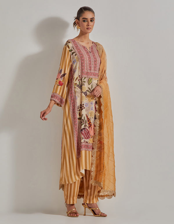 Beige Gypsy Rose Kurta Set