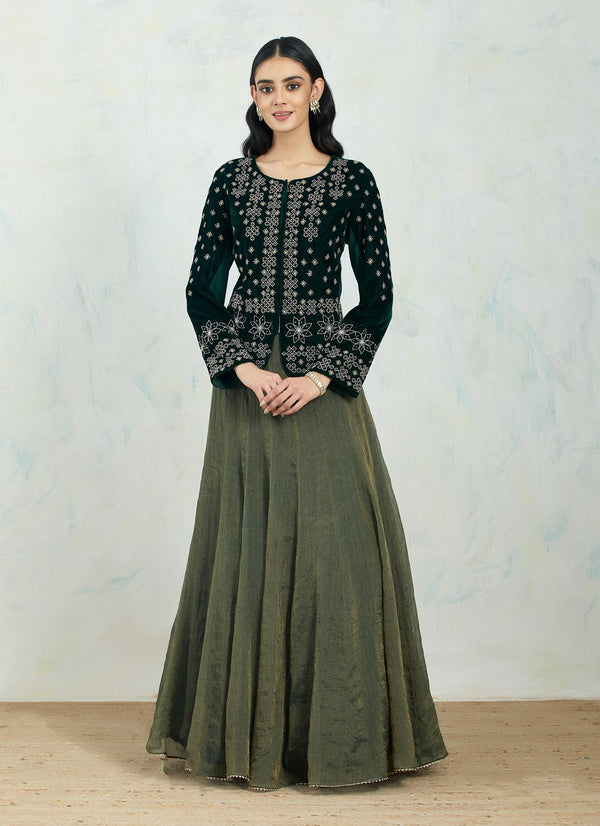 Emerald Green Embroidered Cape Paired With Gold Green Textured Mesh Skirt